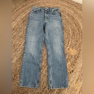 ZARA HIGH WAISTED STRAIGHT JEANS